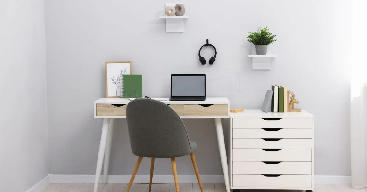 20 Desk Decor Ideas for Your Home Office