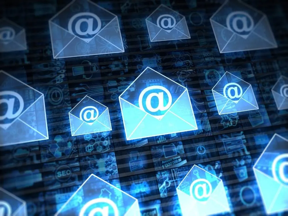 Tech-Themed Email Sign-Offs