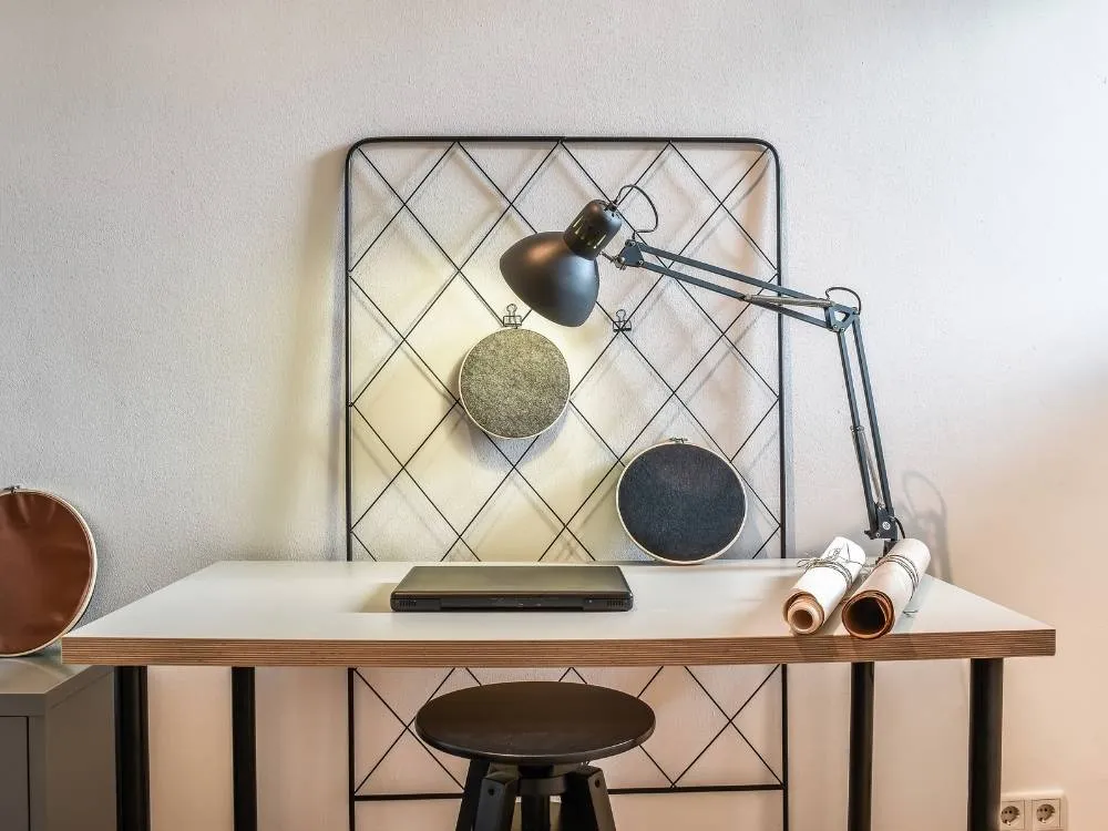 Black Metal Desk Lamp for Home Office