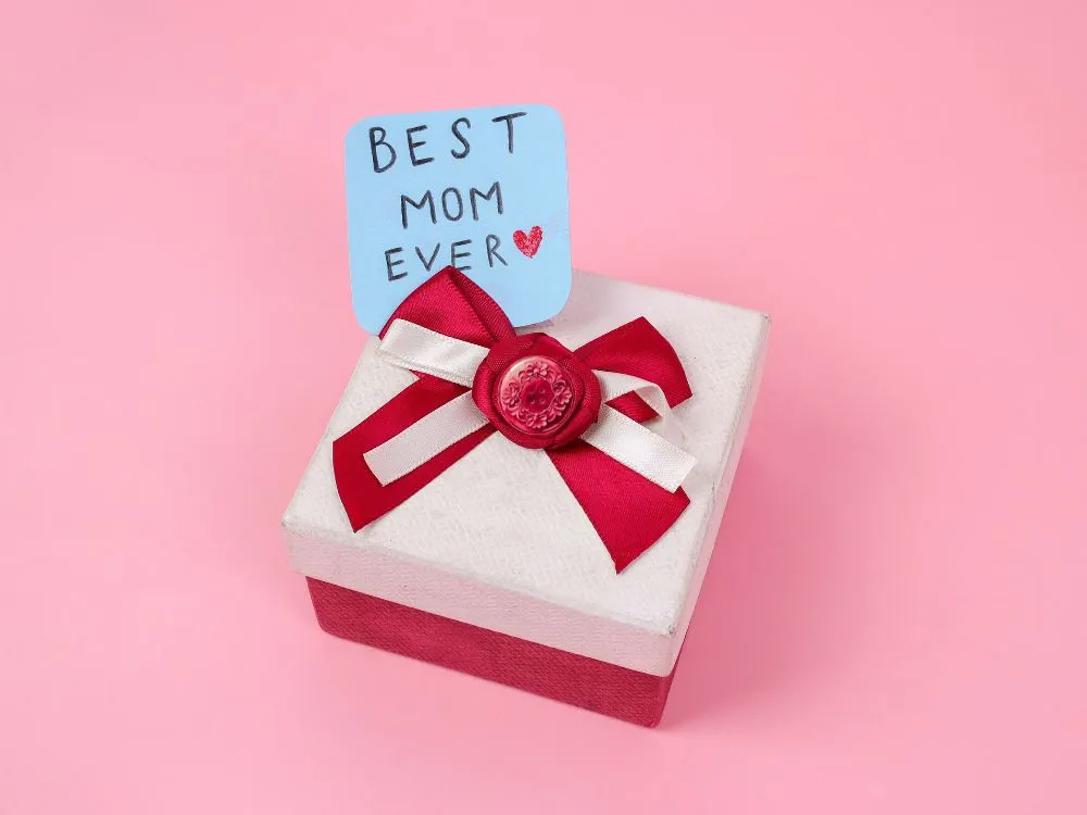 Button Gift Box Toppers