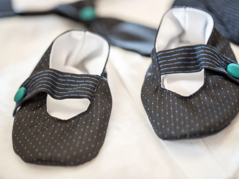 Button Shoe Clip