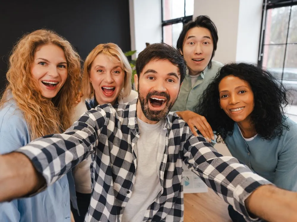 Five Second Pose for Team Building