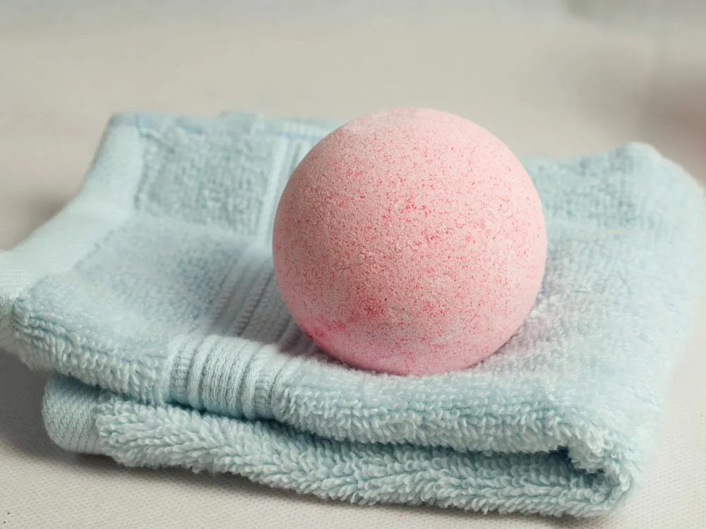 Rose Petal Bath Bomb