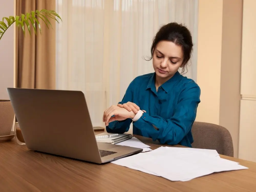 Show up on time for virtual meeting
